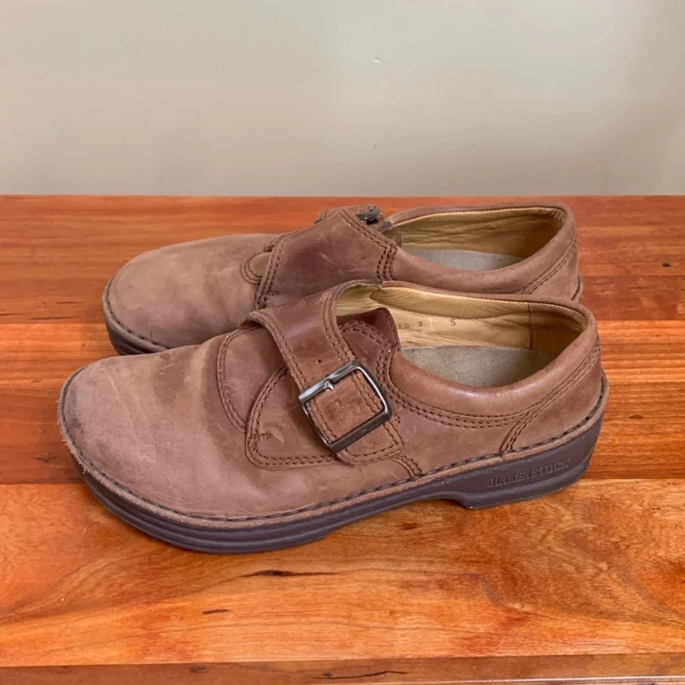 Birkenstock Shoes Strappy Leather Buckle Closure, full shoe size 40
